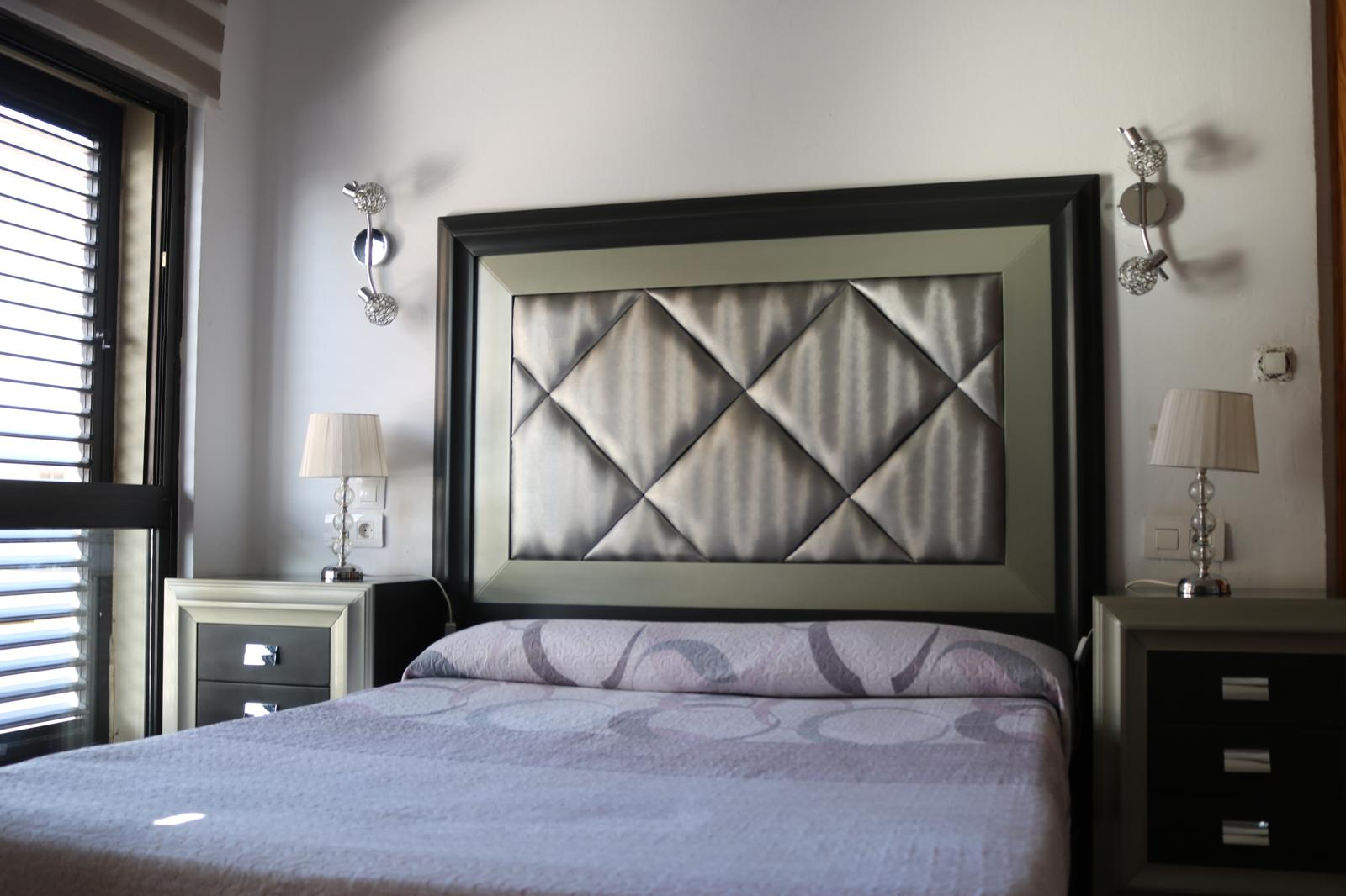 Dormitorio del Apartamento Estudio con cama doble grande